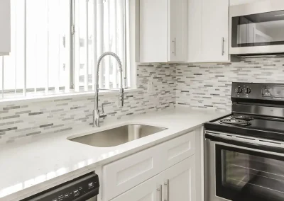 Kitchen backsplash at Golfview Apartments